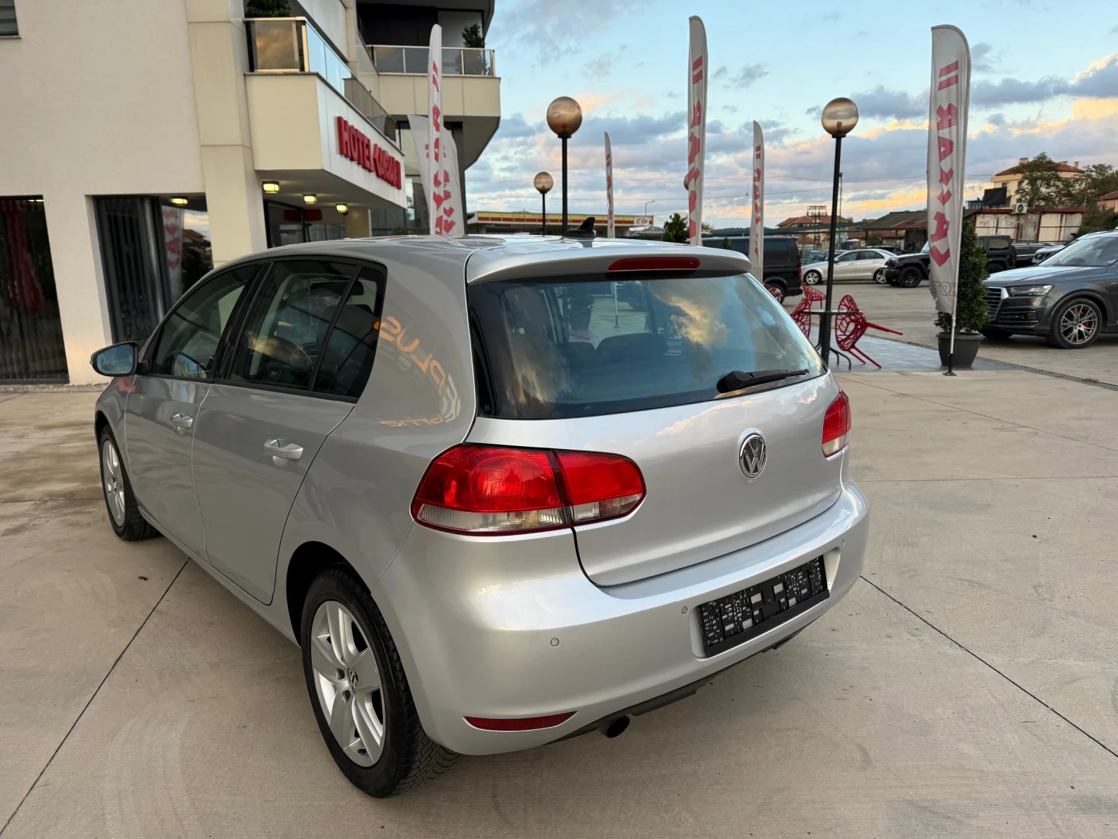VW Golf Навигация/Автоматик/Подгрев/Парктроник - изображение 4