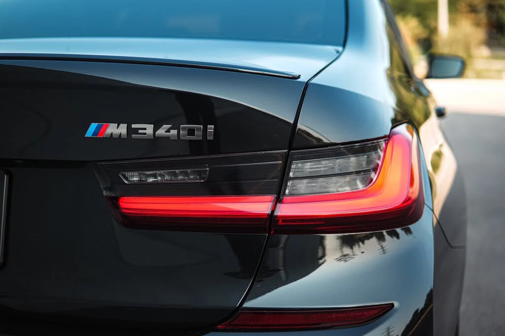 BMW 340 *  *    *   *  | Mobile.bg   17