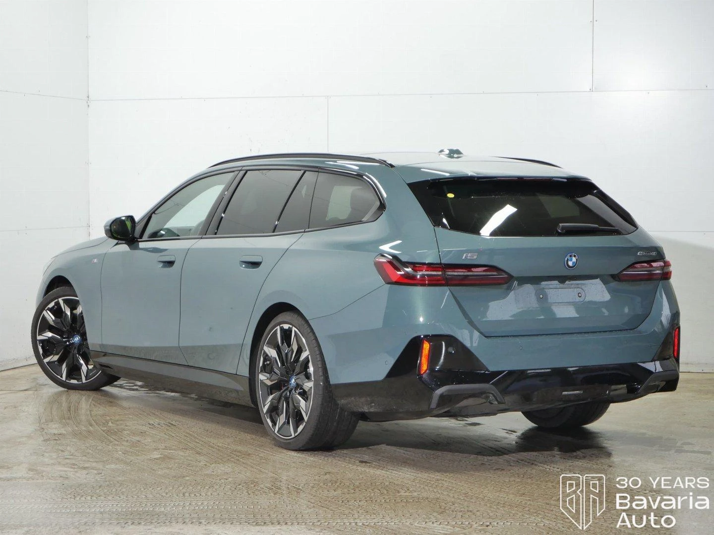 BMW i5 40 eDrive Touring M Sport Paket | Mobile.bg � ����������� 2