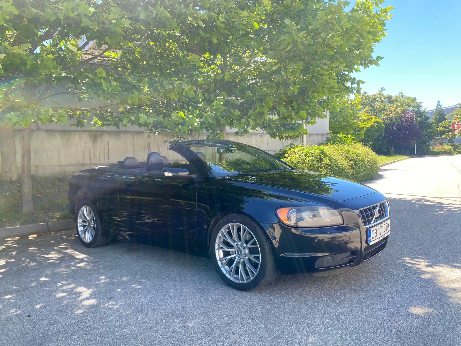 Volvo C70, снимка 4 - Автомобили и джипове - 53936472