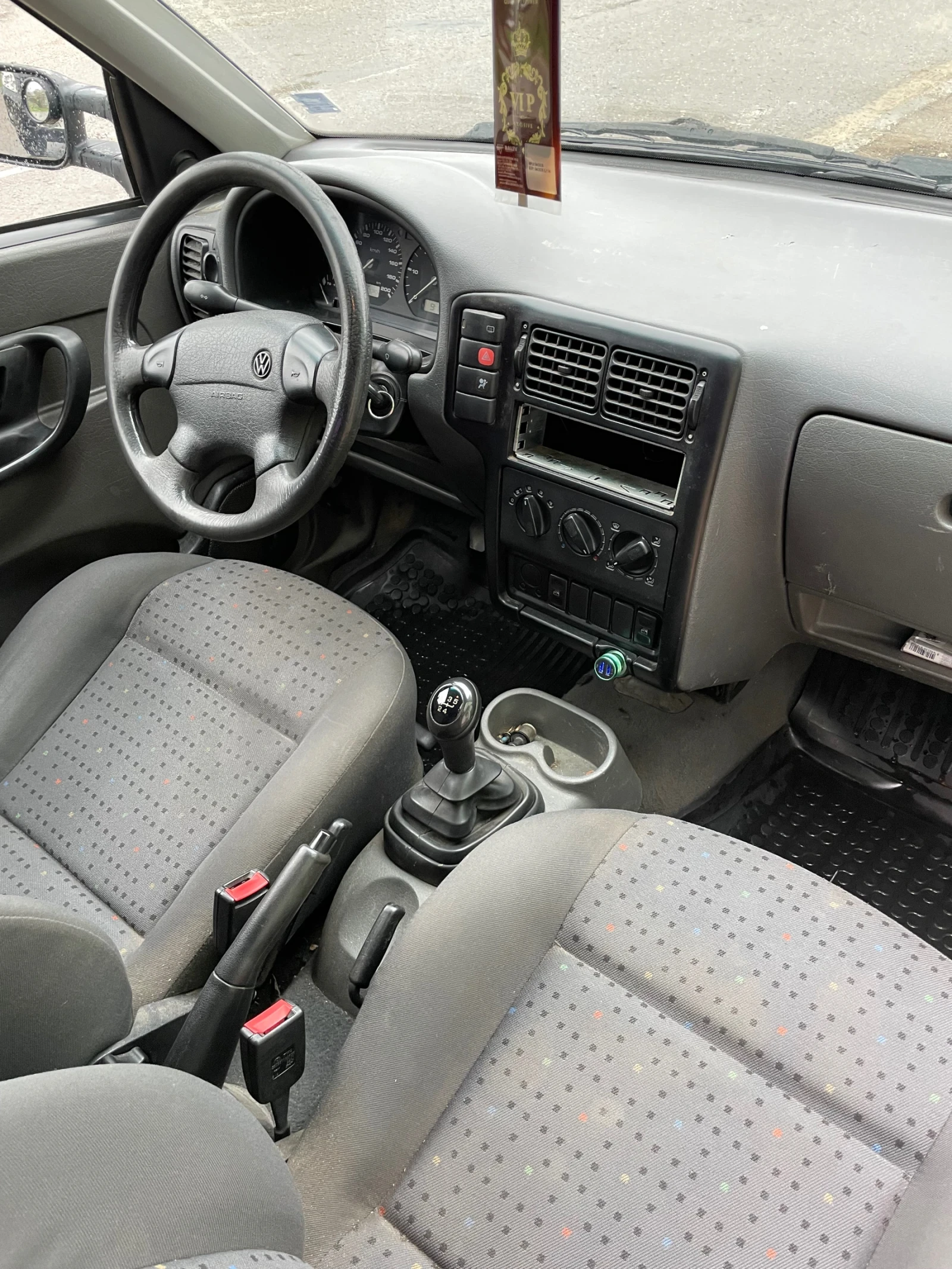 VW Caddy, снимка 2 - Автомобили и джипове - 53938886