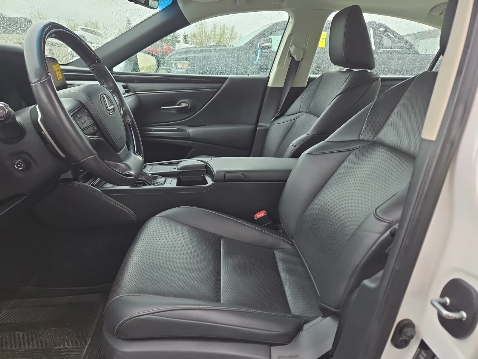 Lexus ES 350 PREMIUM * * CARFAX * * АВТО КРЕДИТ * * , снимка 5 - Автомобили и джипове - 54488177