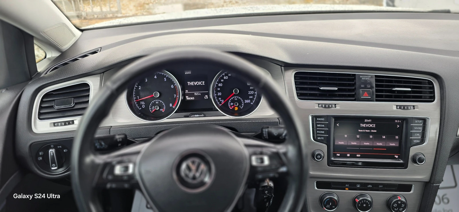 VW Golf 1.4 TFSI 125к.с BENZIN, снимка 7 - Автомобили и джипове - 54643063