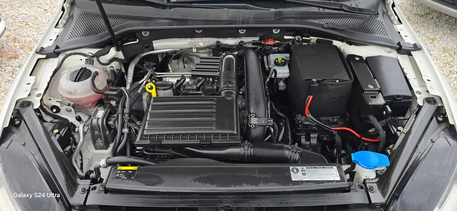VW Golf 1.4 TFSI 125к.с BENZIN, снимка 6 - Автомобили и джипове - 54643063