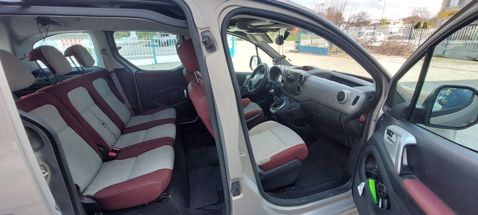 Citroen Berlingo, снимка 6 - Автомобили и джипове - 54646316