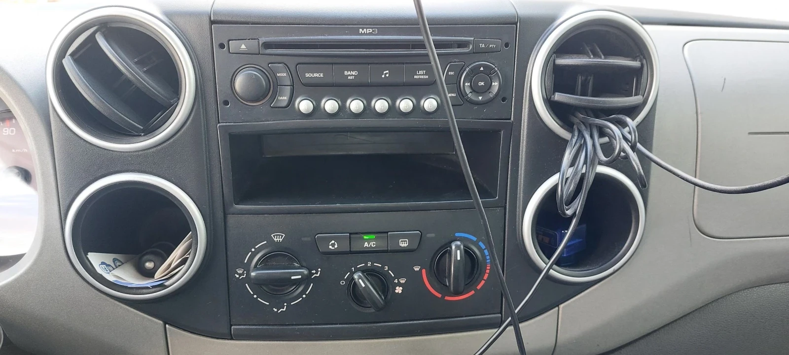 Citroen Berlingo, снимка 9 - Автомобили и джипове - 54646316