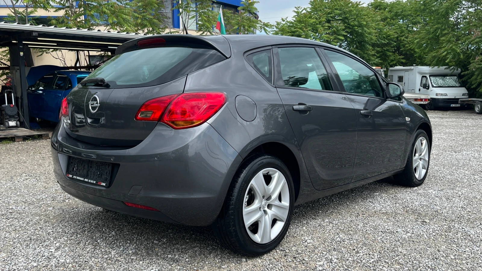 Opel Astra 1.4 i 16V 110000 KM, снимка 4 - Автомобили и джипове - 54662182