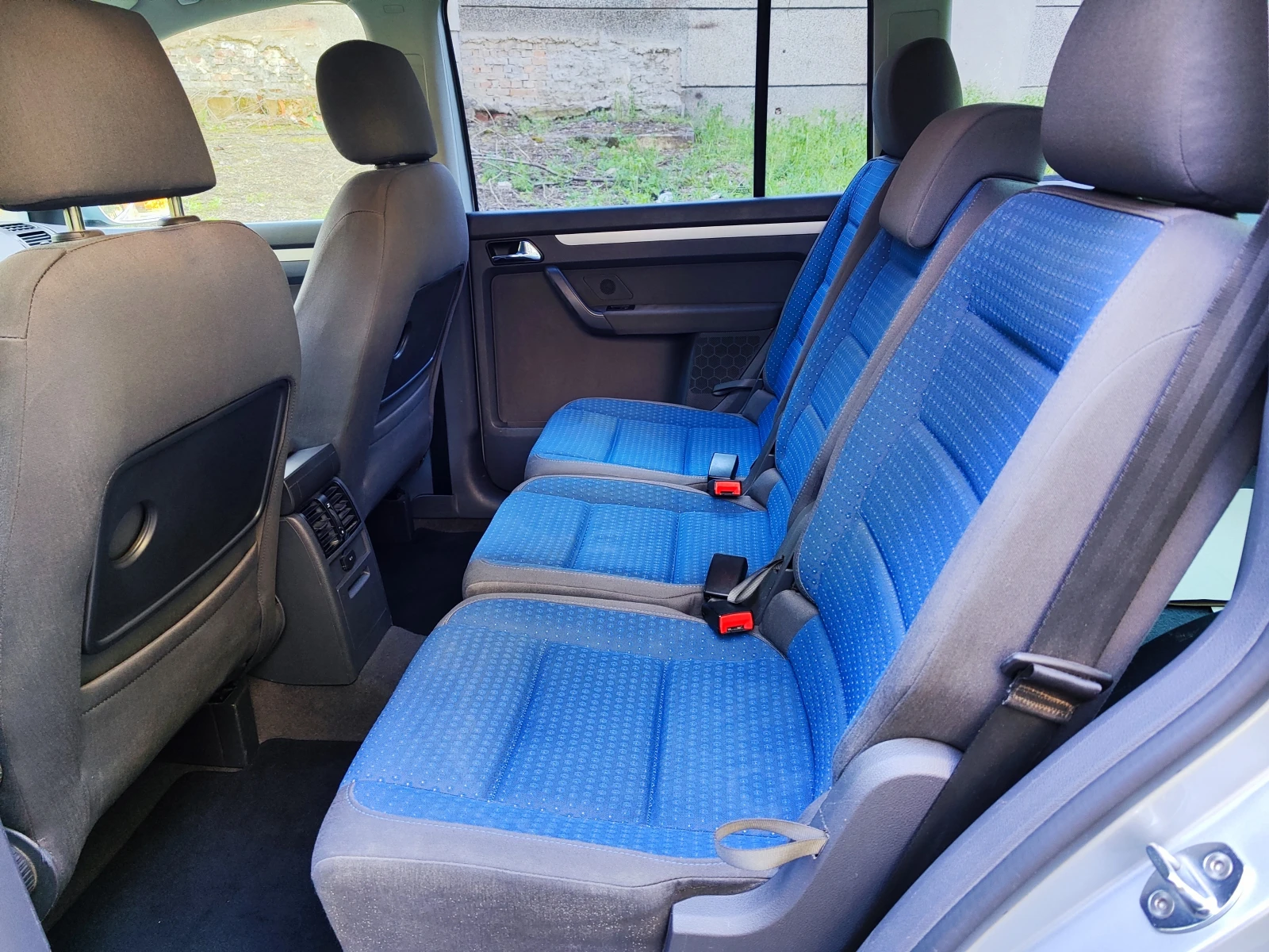 VW Touran 2.0tdi 140 к.с., снимка 11 - Автомобили и джипове - 54963636