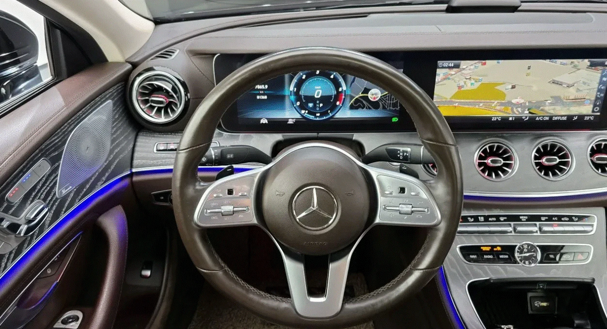 Mercedes-Benz CLS 400 D/AMG/360CAM/ОБДУХВАНЕ/HUD/ПАНОРАМА/, снимка 6 - Автомобили и джипове - 55544011