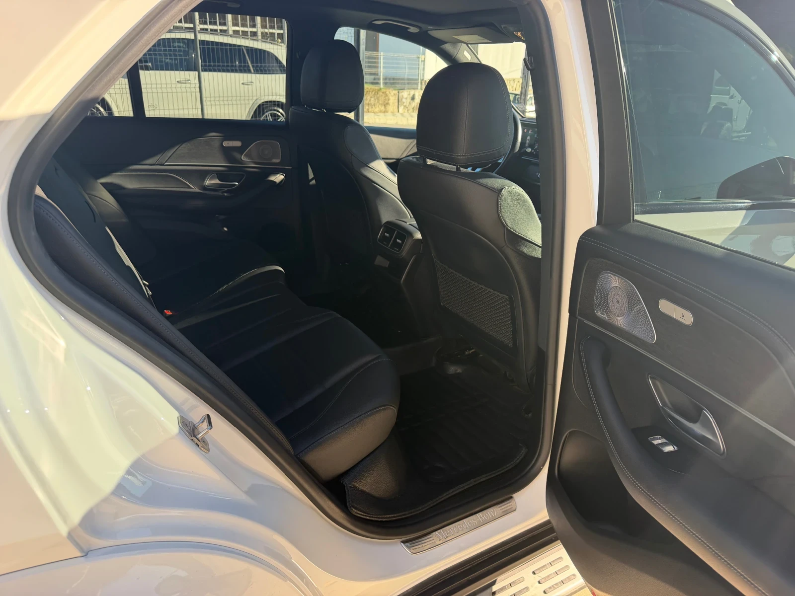 Mercedes-Benz GLE 450 AMG, снимка 13 - Автомобили и джипове - 56377772