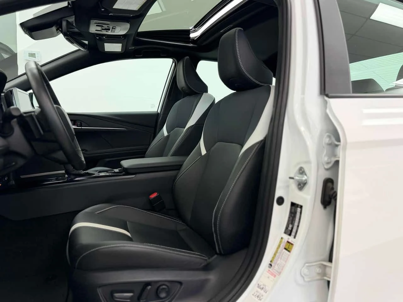 Toyota Camry SE CVT * CARFAX * ��� ������������ ������ | Mobile.bg � ����������� 10