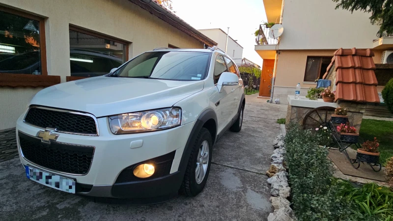 Chevrolet Captiva 4x4/газ/клима/от БГ/кожа/нави/вс. платено , снимка 6 - Автомобили и джипове - 48171192