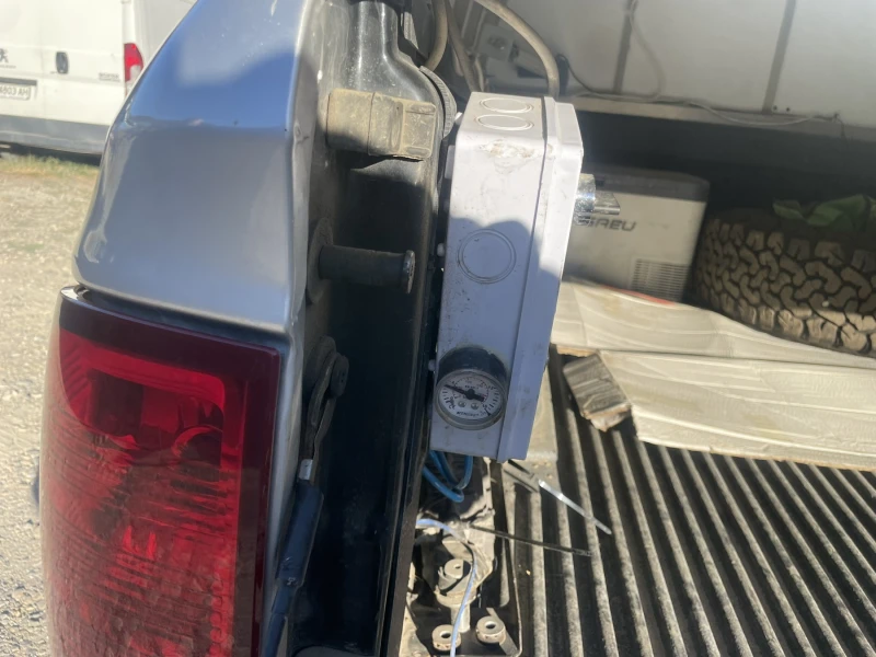 Dodge RAM 1500 5, 7 HEMI SLT, снимка 9 - Автомобили и джипове - 51760220