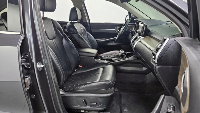 Kia Sorento 2.2D / Доставка за малко над 2 месеца, снимка 10 - Автомобили и джипове - 52468747