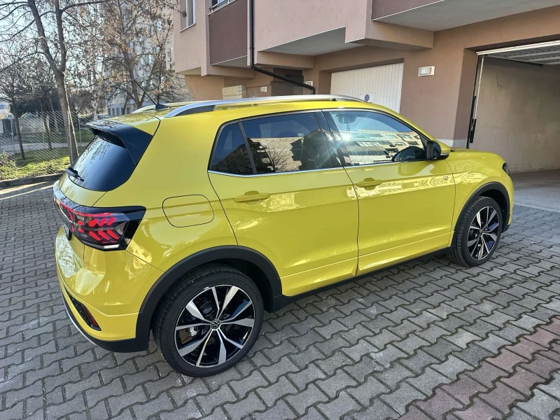 VW T-Cross R Line 150, снимка 3 - Автомобили и джипове - 53166828