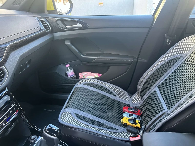 VW T-Cross R Line 150, снимка 15 - Автомобили и джипове - 53166828