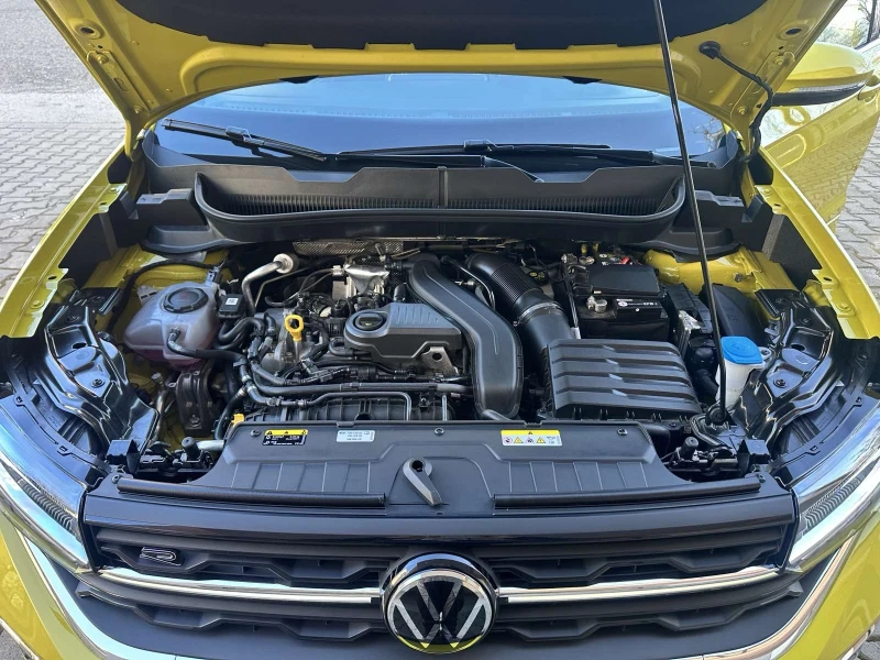 VW T-Cross R Line 150, снимка 14 - Автомобили и джипове - 53166828