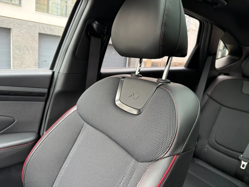 Hyundai Tucson 2, 5 GDI/ N-line/360камера, снимка 12 - Автомобили и джипове - 53561409