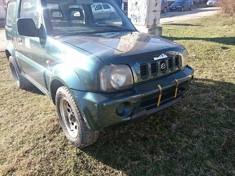 Suzuki Jimny 1.3 16V, снимка 3 - Автомобили и джипове - 46834289