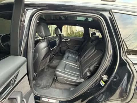 Audi Q7 * 3.0T Technik * CARFAX * ЦЕНА ДО БГ, снимка 7 - Автомобили и джипове - 54040279