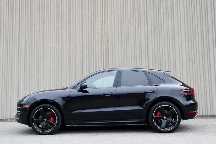 Porsche Macan Turbo/RedLthr/Fully Loaded/Carfax, снимка 3 - Автомобили и джипове - 55157689