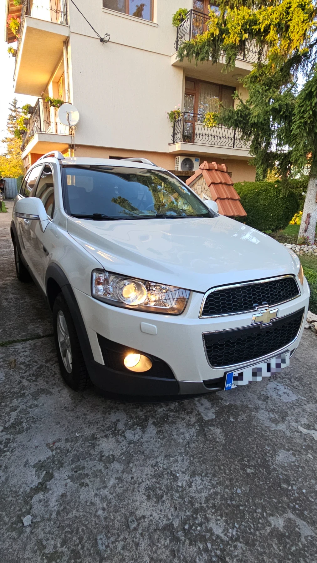 Chevrolet Captiva 4x4/газ/клима/от БГ/кожа/нави/вс. платено  - изображение 5