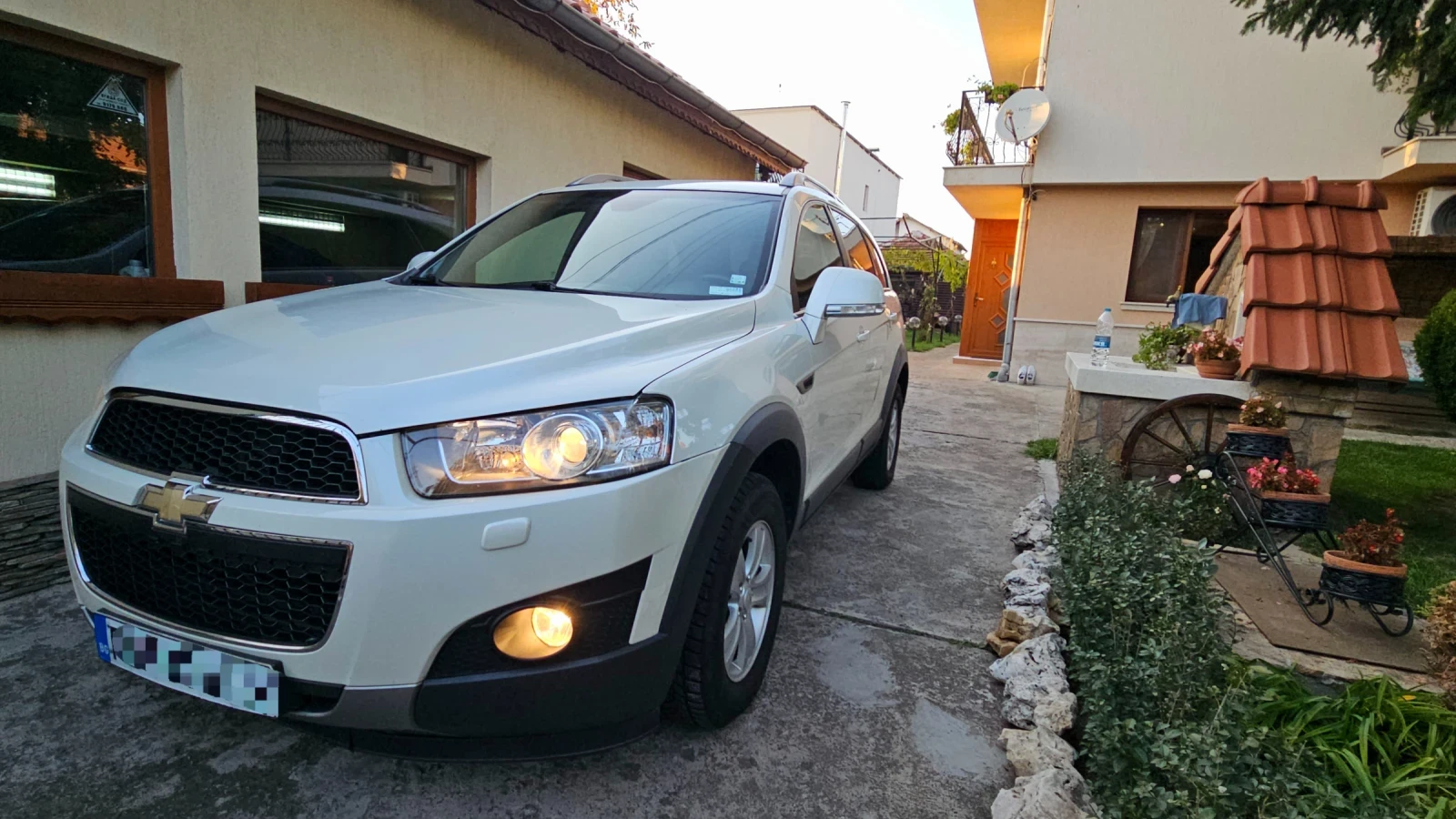 Chevrolet Captiva 4x4/газ/клима/от БГ/кожа/нави/вс. платено  - изображение 6