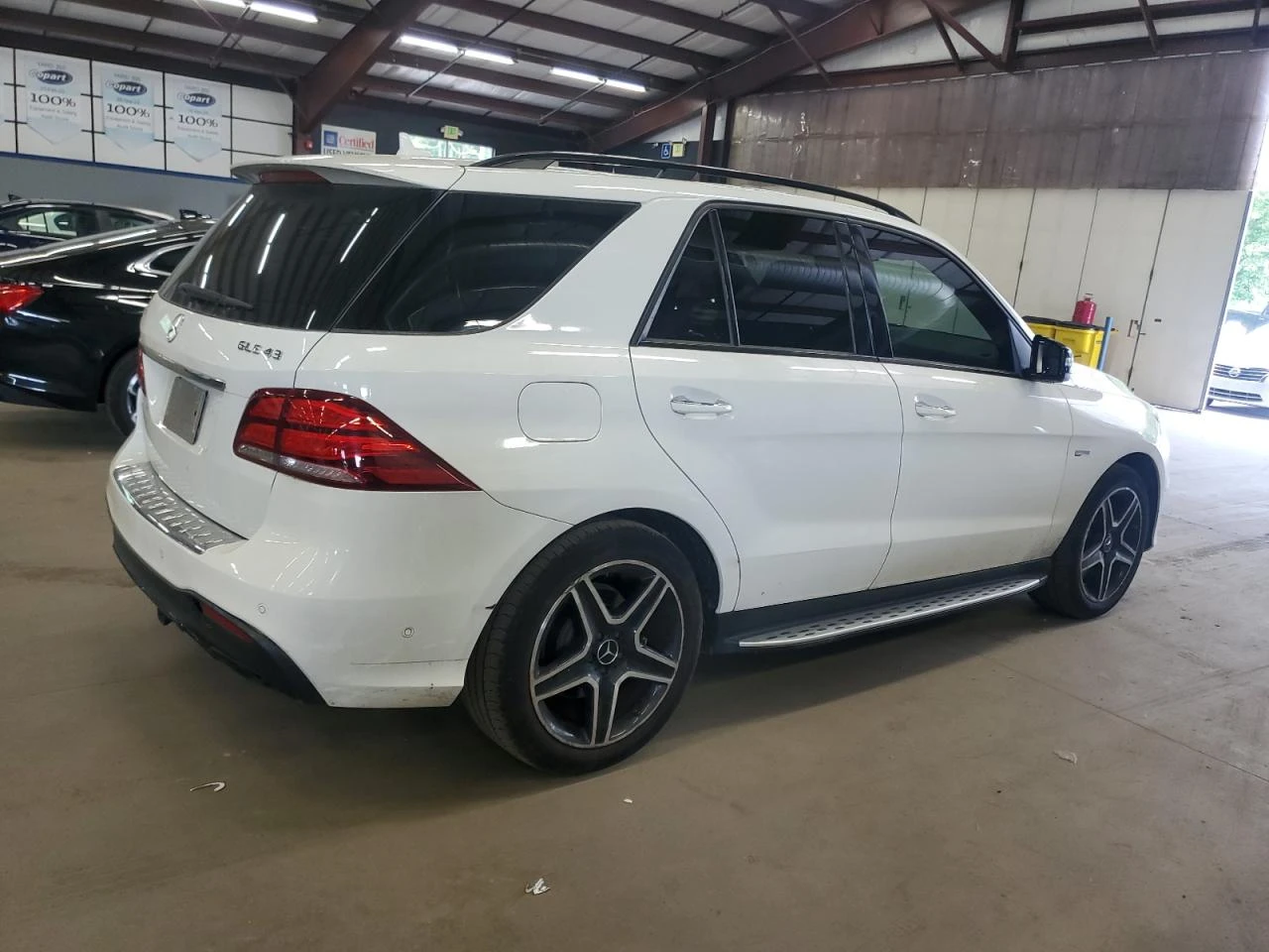 Mercedes-Benz GLC 43 AMG  - изображение 4