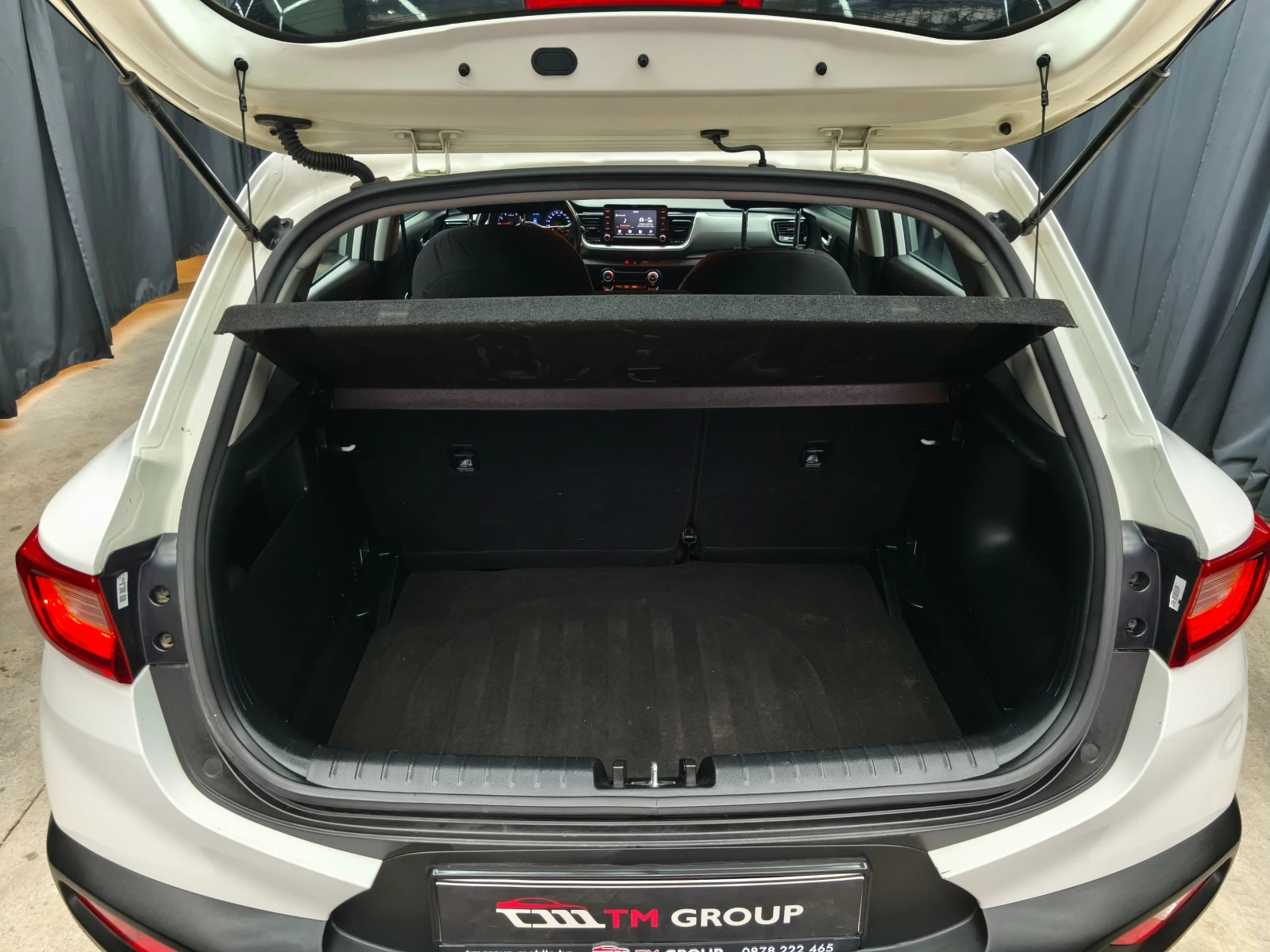 Kia Stonic 1.4i 100k.c Euro6 - изображение 8