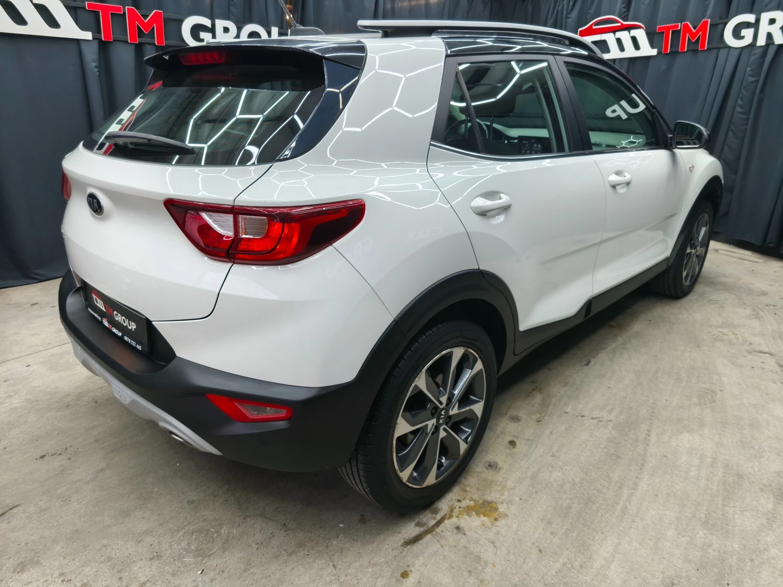 Kia Stonic 1.4i 100k.c Euro6 - изображение 4