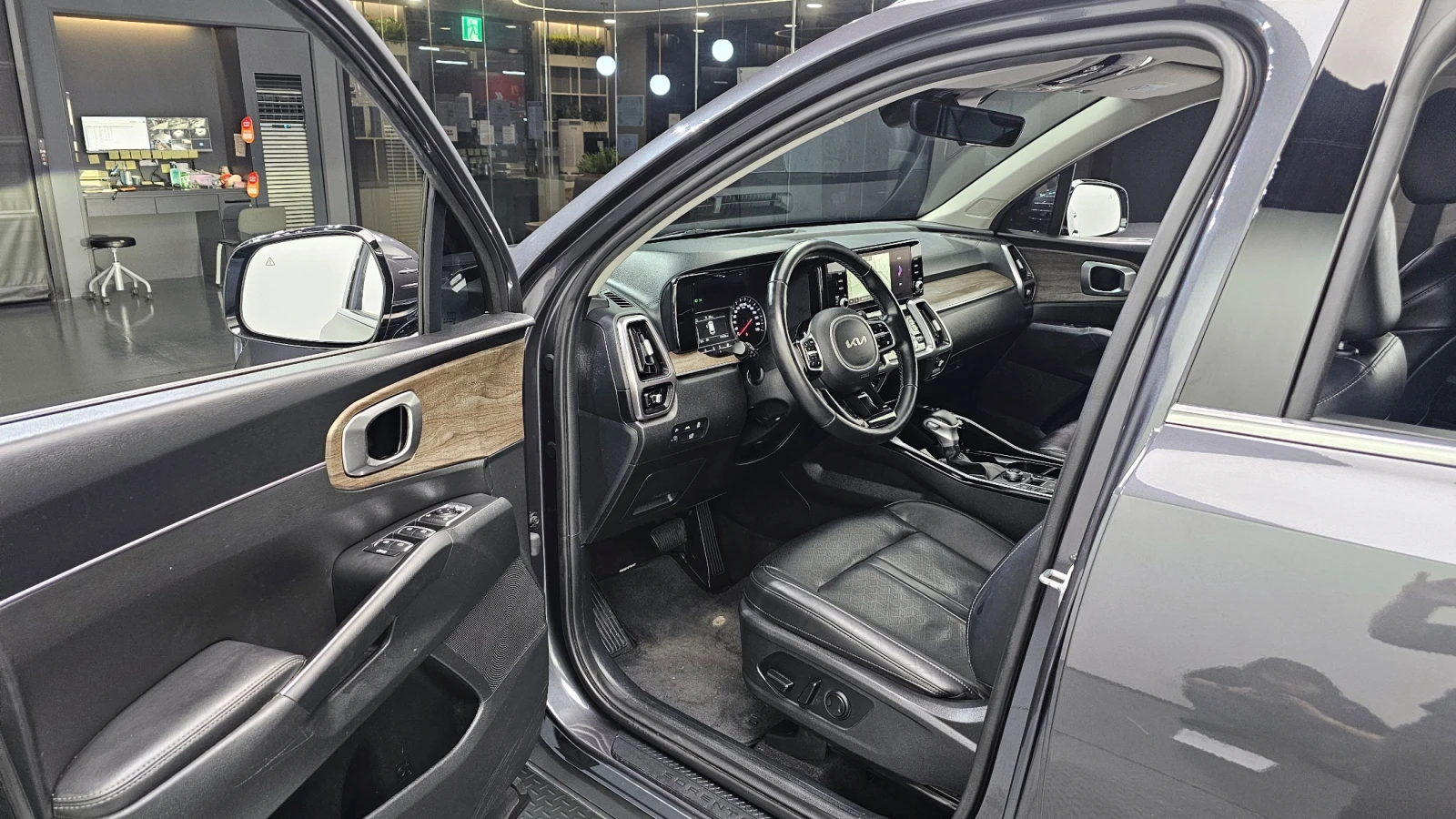 Kia Sorento 2.2D / �������� �� ����� ��� 2 ������ | Mobile.bg � ����������� 11