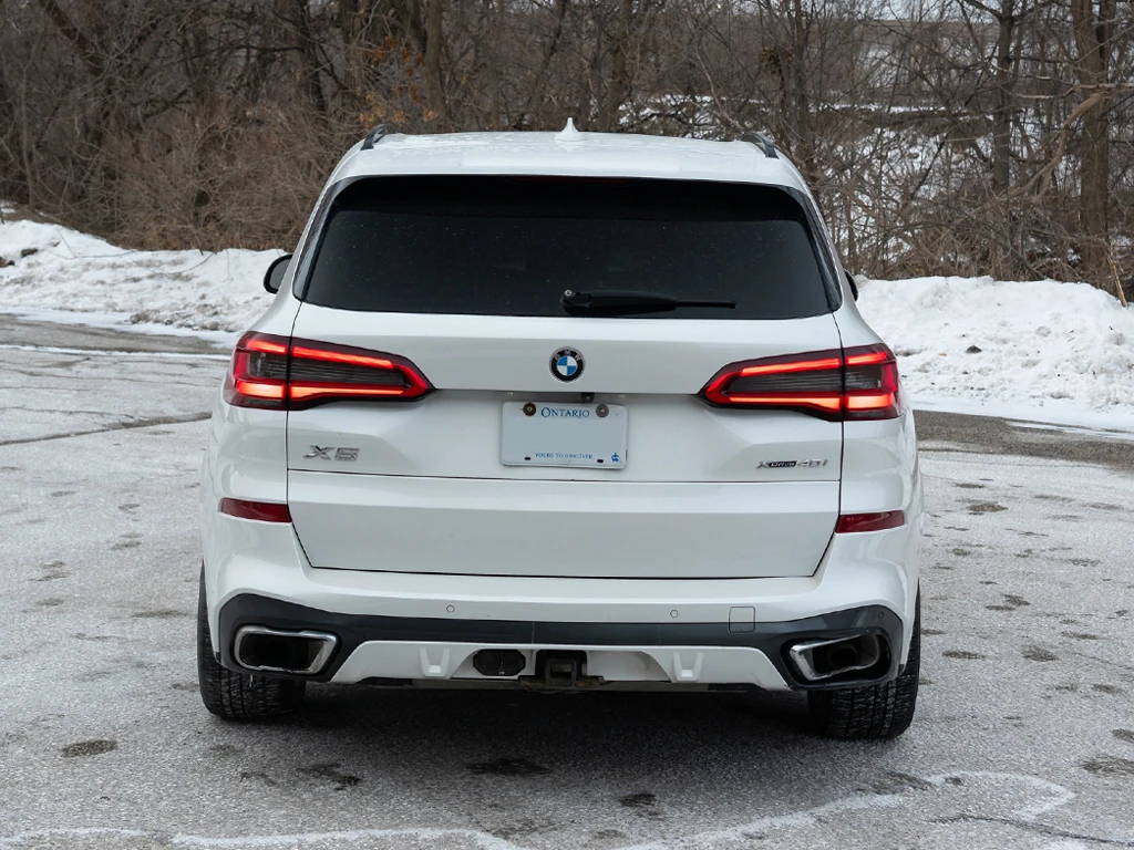 BMW X5 xDrive40i - изображение 5