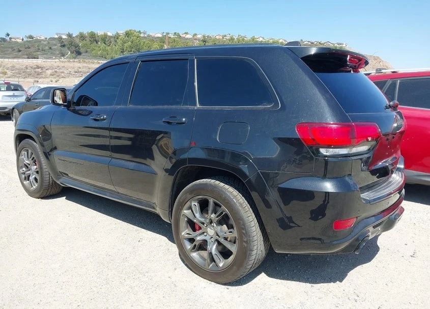 Jeep Grand cherokee 2015 JEEP GRAND CHEROKEE SRT - изображение 6
