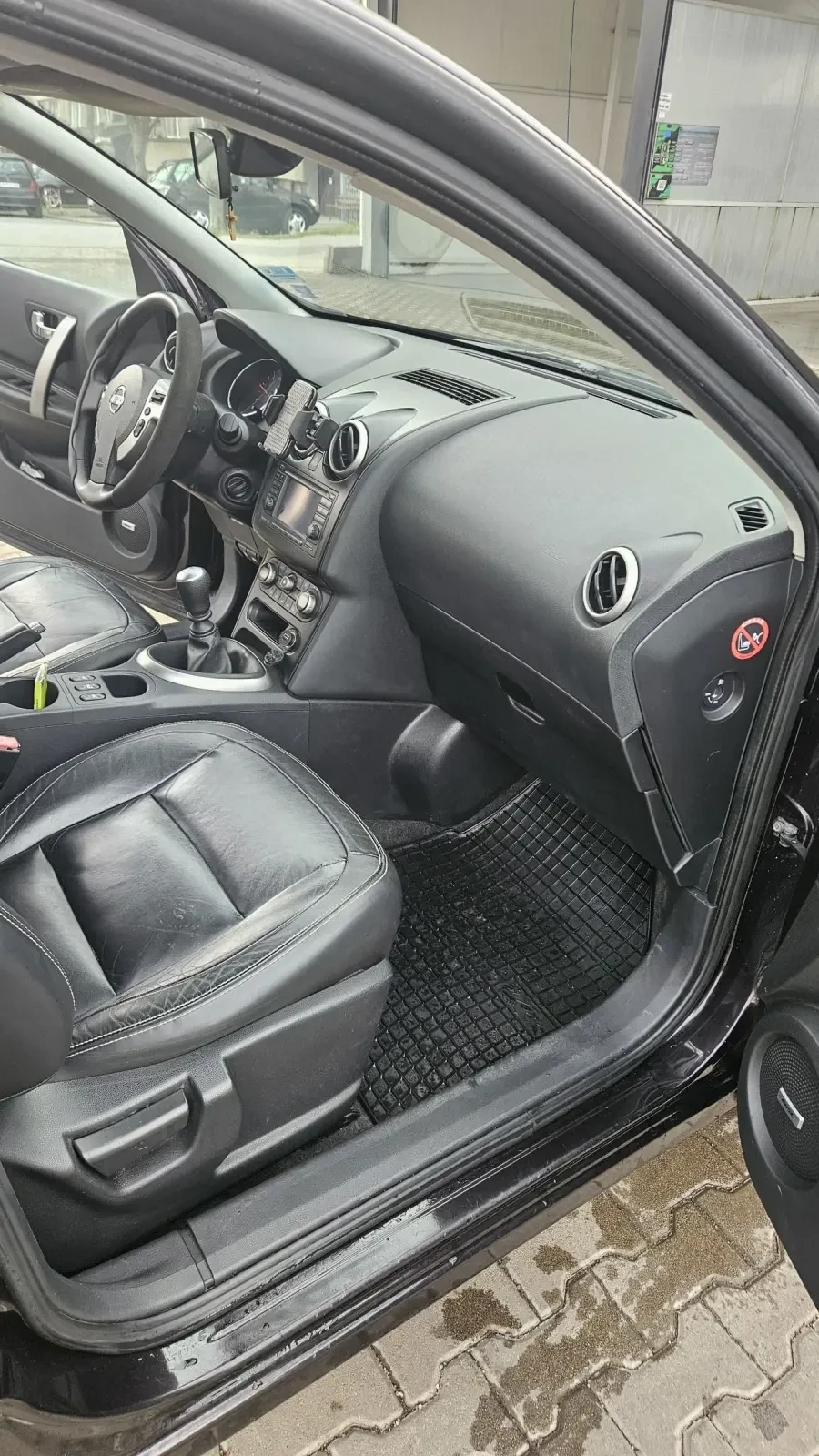 Nissan Qashqai + 2 1.5dci, снимка 6 - Автомобили и джипове - 53732268