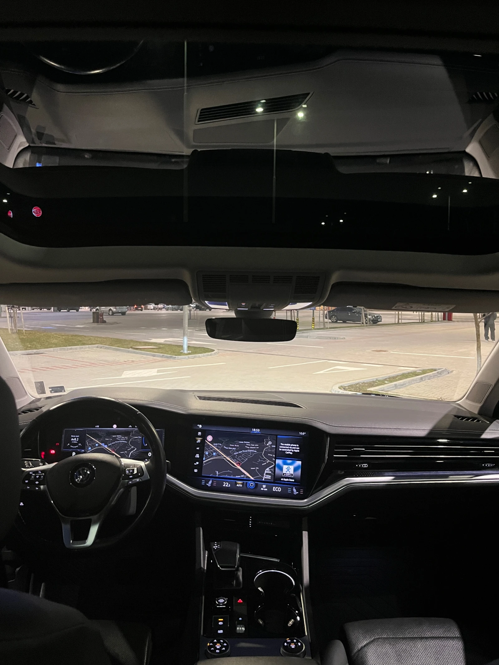 VW Touareg 3.0TDI, снимка 17 - Автомобили и джипове - 53773137