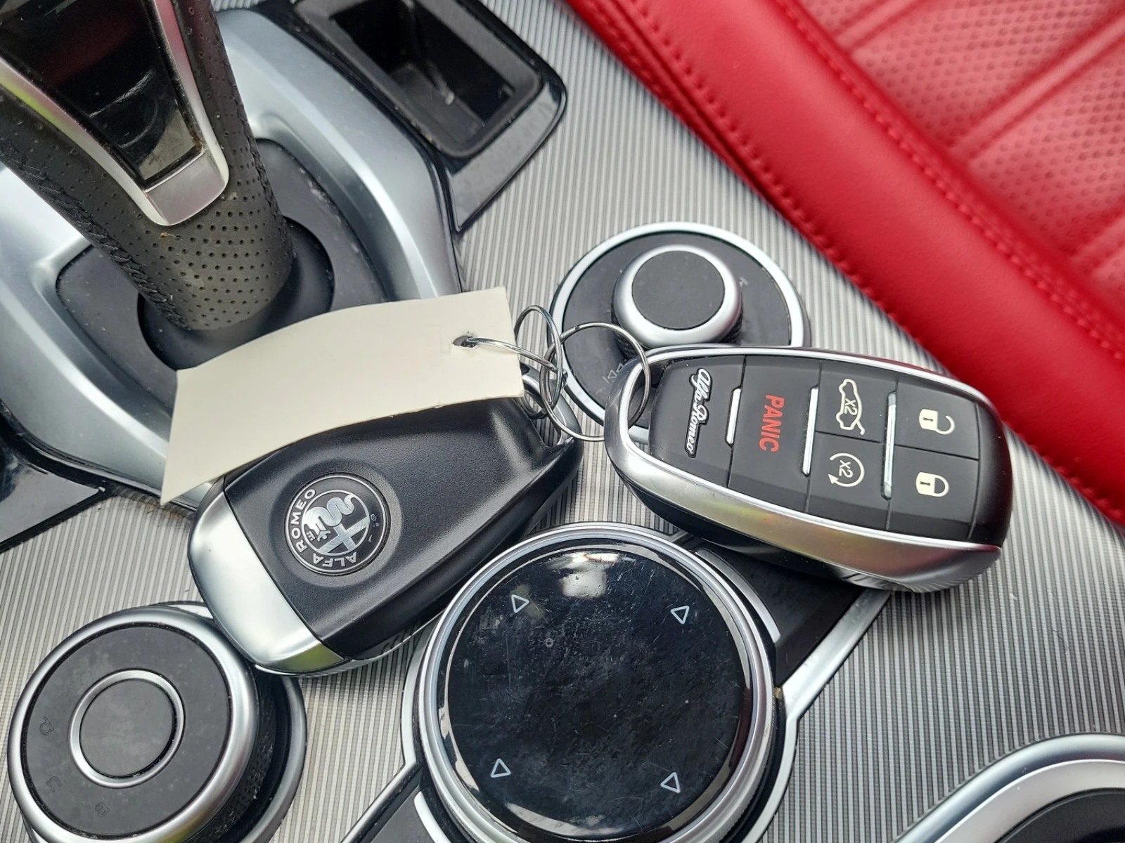 Alfa Romeo Stelvio VELOCE AWD, снимка 10 - Автомобили и джипове - 54260394