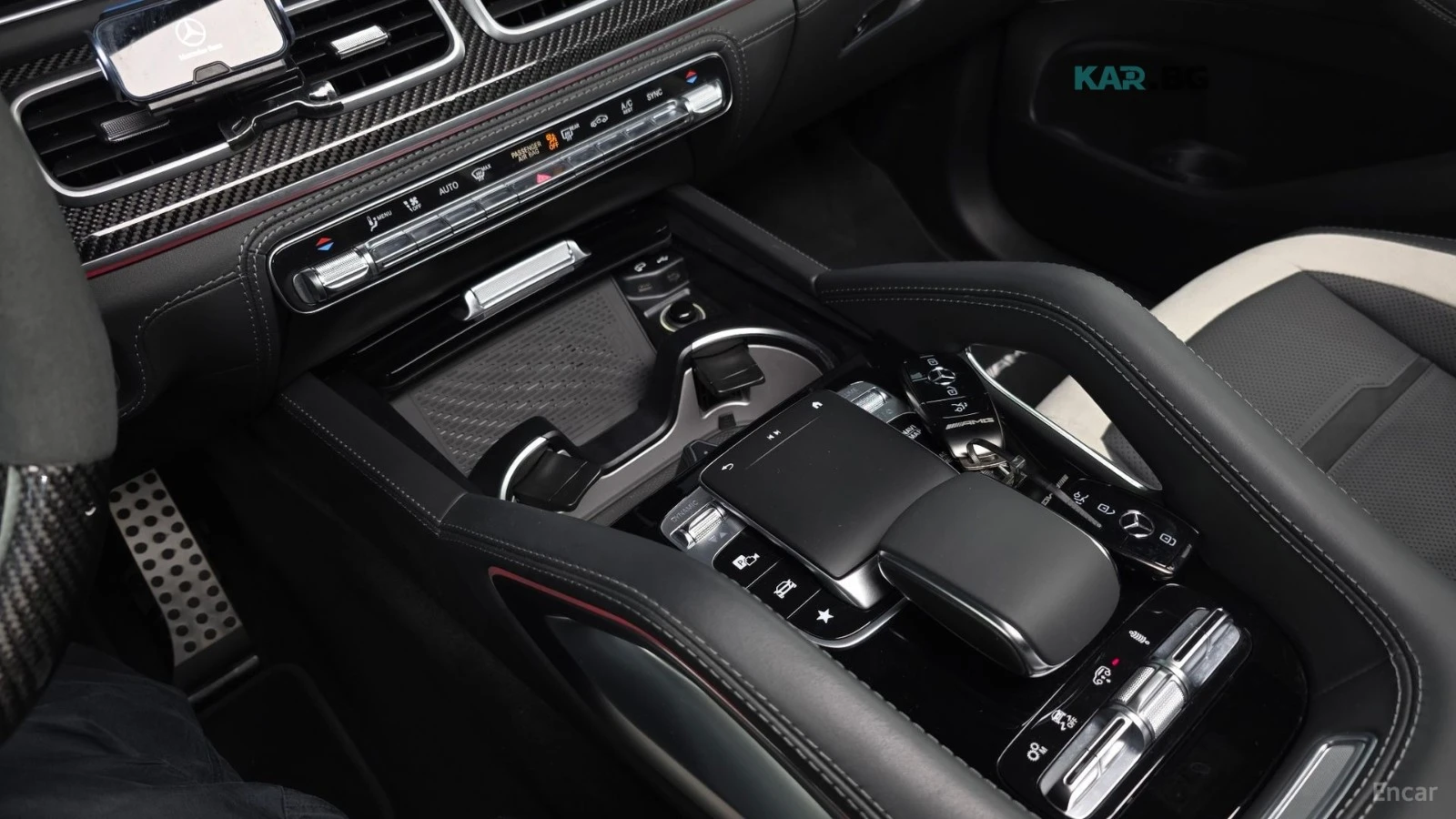 Mercedes-Benz GLE 63 S AMG * ПОДГРЕВ* ОБДУХВАНЕ* МАСАЖИ* 360* HUD* ПАНО* BURM, снимка 13 - Автомобили и джипове - 55312277