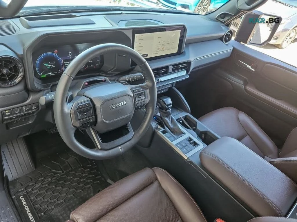 Toyota Land cruiser 2.4 HYBRID* 4WD* ПОДГРЕВ* ОБДУХВАНЕ* КОЖА* ШИБИДАХ, снимка 9 - Автомобили и джипове - 55751036