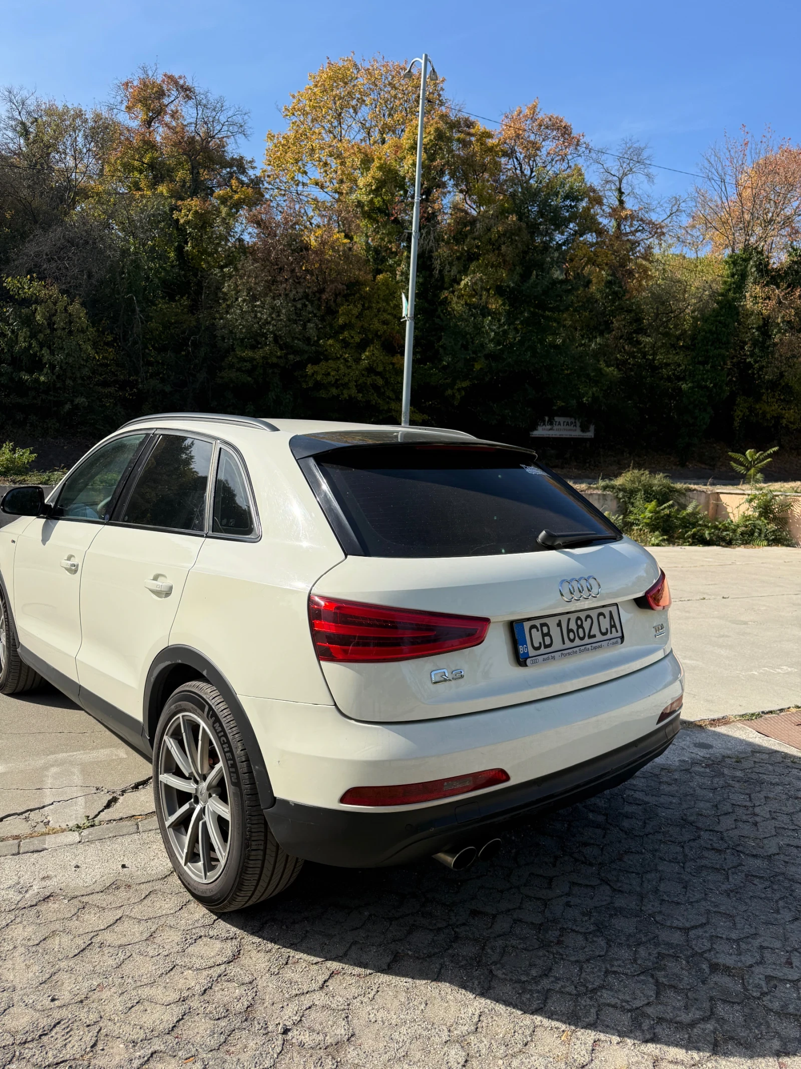 Audi Q3, снимка 6 - Автомобили и джипове - 56444514