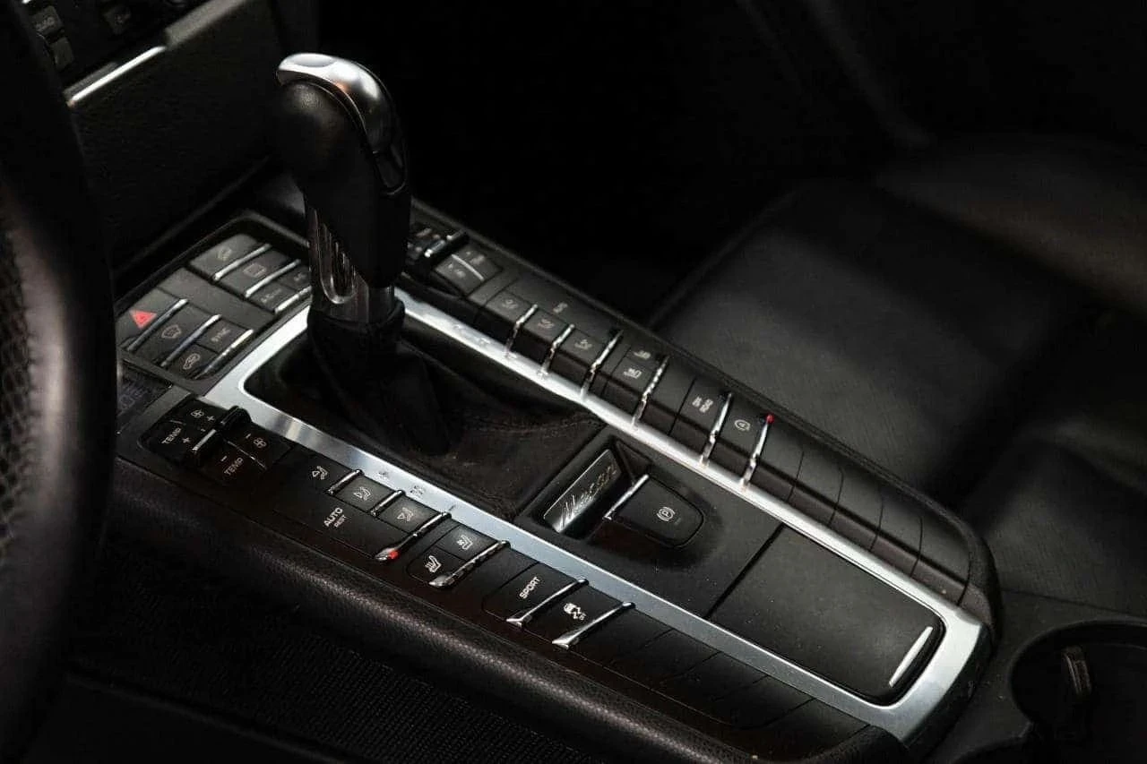 Porsche Macan, снимка 14 - Автомобили и джипове - 56688758