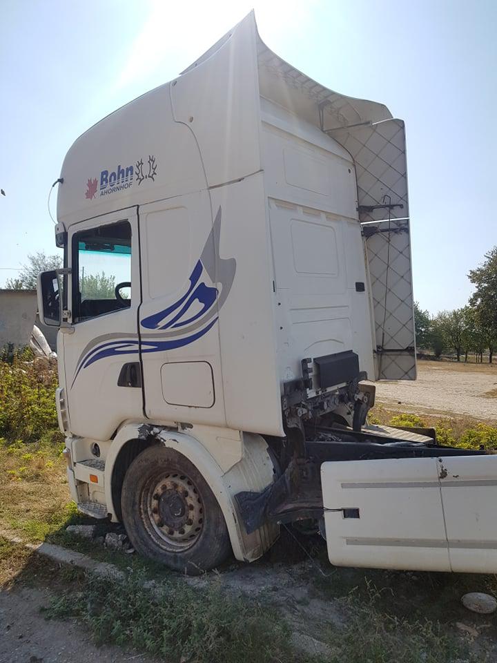 Scania 124 420 ЕВРО 3, снимка 3 - Камиони - 35875853