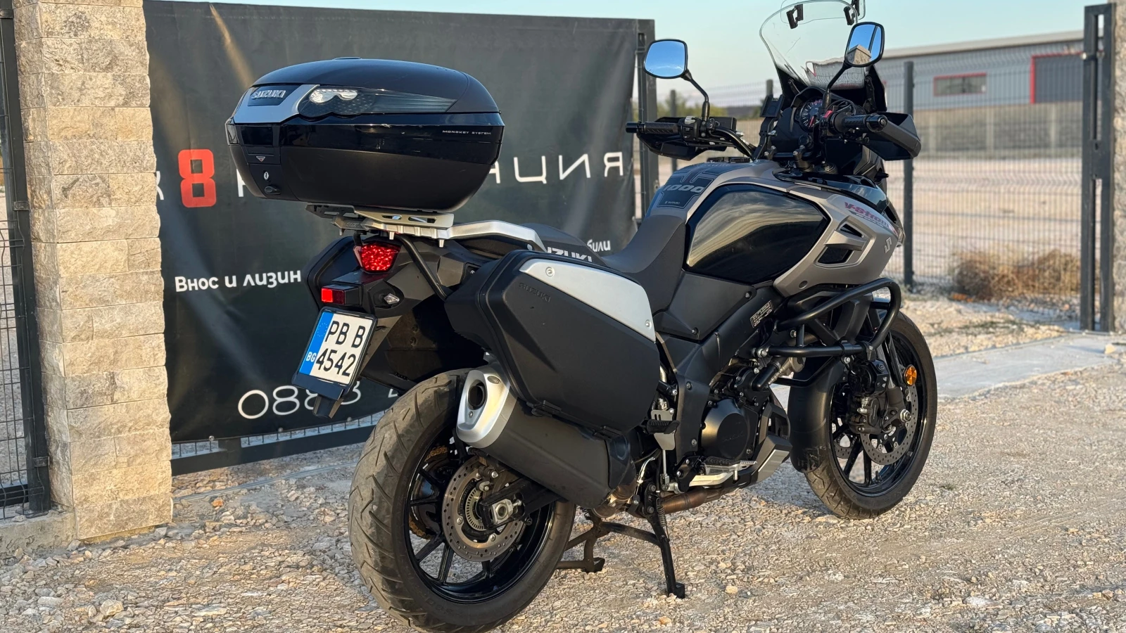 Suzuki V-strom 1000 ABS   2018 г. | 40 000 км | Пълно оборудване , снимка 5 - Мотоциклети и мототехника - 55924959