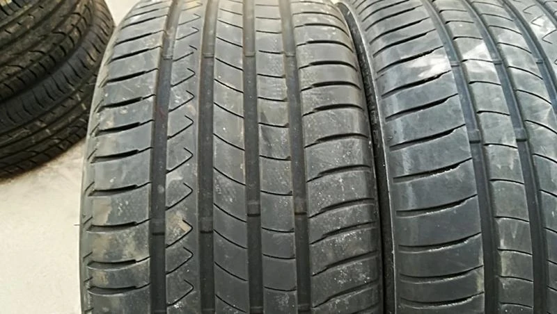 Гуми Летни 245/40R18, снимка 3 - Гуми и джанти - 24774152