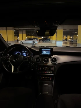Mercedes-Benz CLA 200, снимка 10