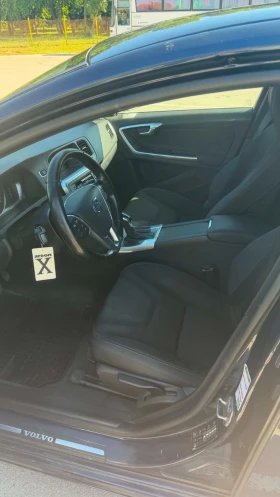 Volvo V60 2.0, D3, 5 цилиндров, 136 к.с., снимка 6