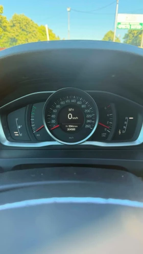 Volvo V60 2.0, D3, 5 цилиндров, 136 к.с., снимка 11