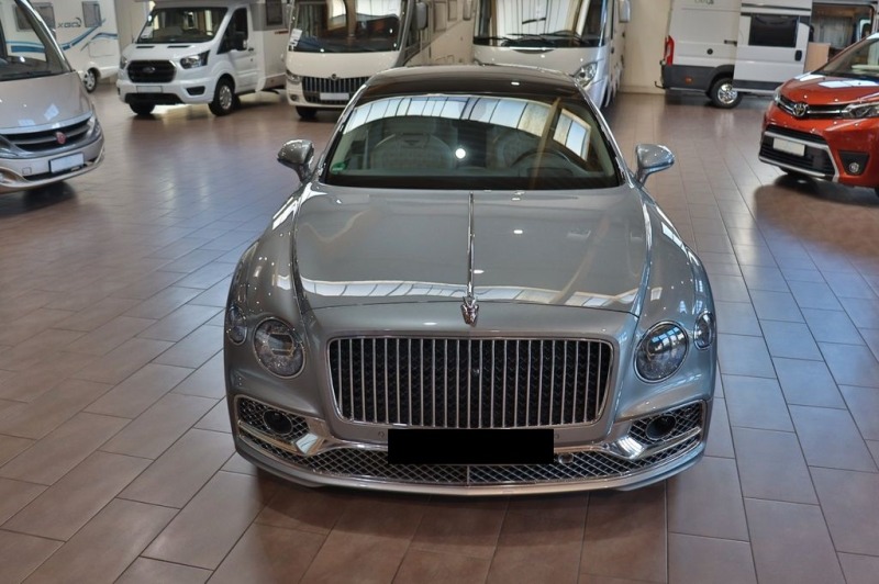 Bentley Flying Spur V8/ AZURE/ MULLINER/ BANG&OLUFSEN/ PANO/    , снимка 2 - Автомобили и джипове - 44764956