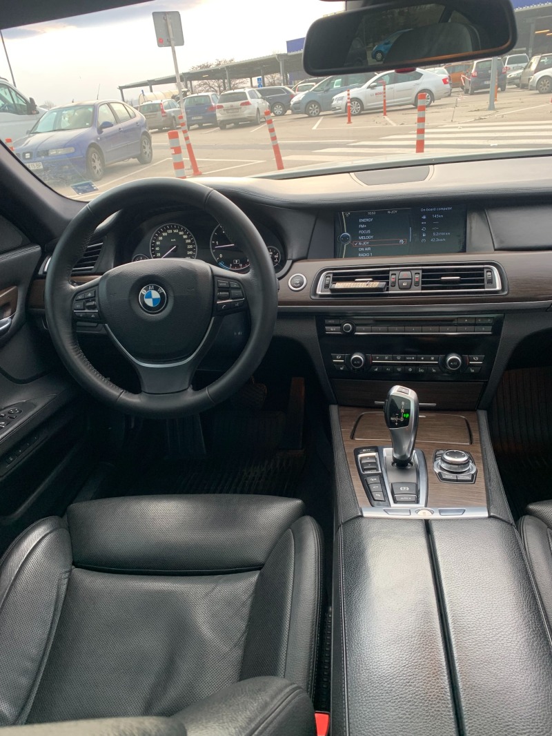 BMW 740 xDrive, снимка 7 - Автомобили и джипове - 46244828