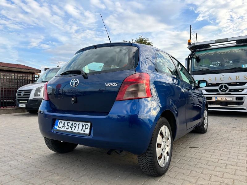 Toyota Yaris 1.0I 69hp, снимка 5 - Автомобили и джипове - 47424514