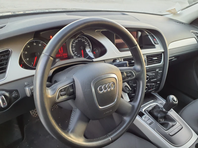 Audi A4 1.8TFSI-40 хиляди км, снимка 14 - Автомобили и джипове - 47897141